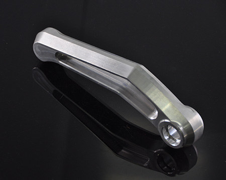 Paano maiwasan ang mga aksidente sa banggaan ng tool sa CNC machining